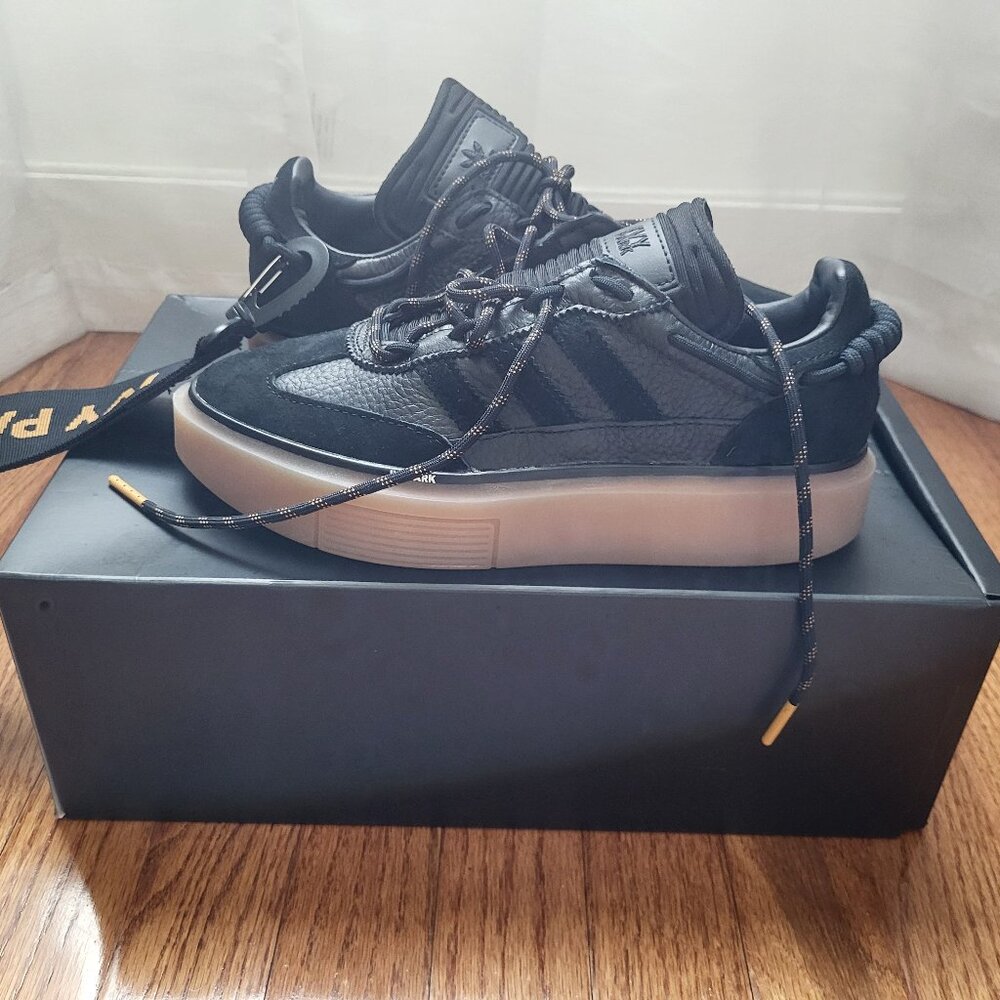 Adidas IVY PARK Sneakers - Never Worn!